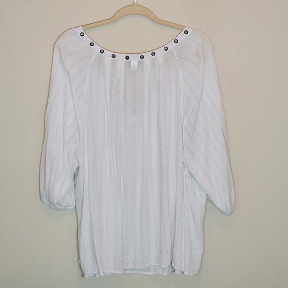 TORRID white blouse with gold pin stripes. - Picture 3 of 7